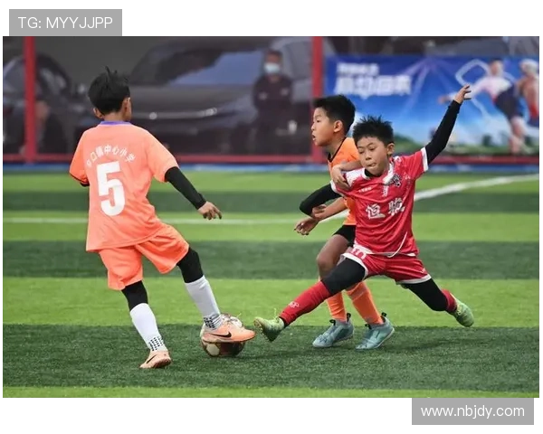 中国足球振兴计划启动 重点培养青少年足球人才 力争2026世界杯出线